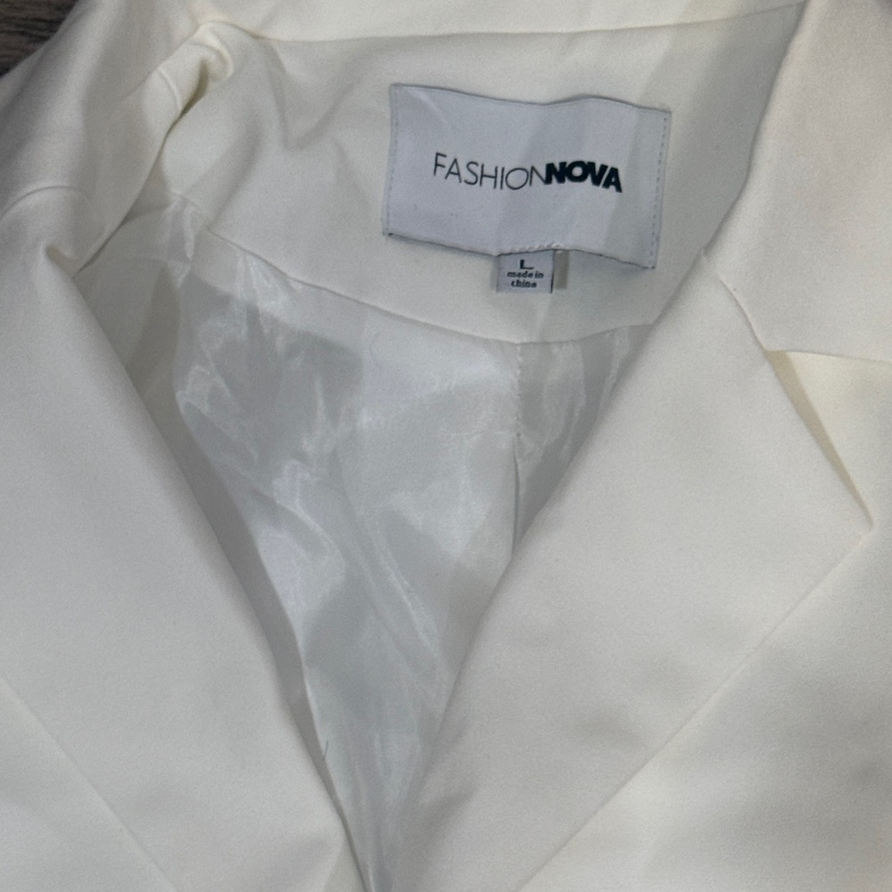 Fashion Nova Cream Blazer with Quilted Sleeves - Picture 5 of 9